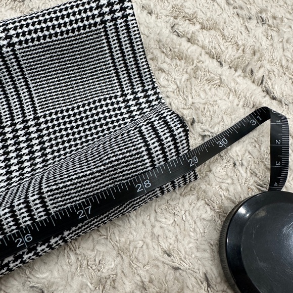 Express Plaid High Waist Skinny Pant - Picture 5 of 9